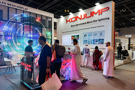 康建光电闪耀迪拜展，点亮建筑媒体显示新纪元！